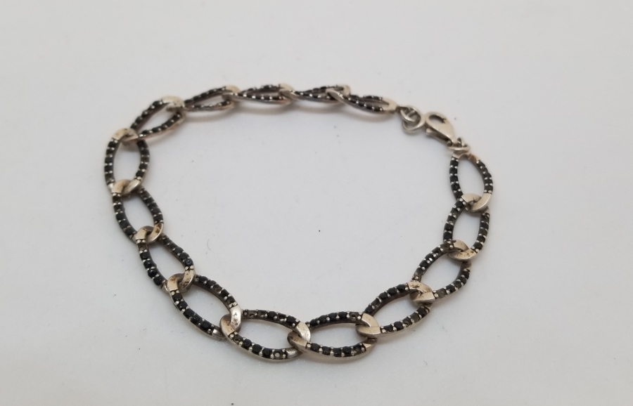 GRANAT TAŞLI GÜMÜŞ BİLEKLİK