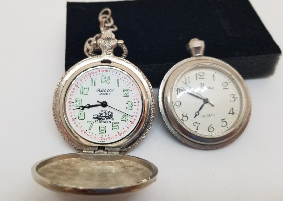 HAC HATIRASI İKİ ADET CEP SAATİ