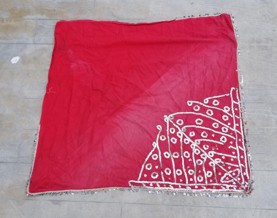 ÜZERİ PULLU VE HAYAT AĞAÇLI ANTİKA DAMAT SIRTLIĞI