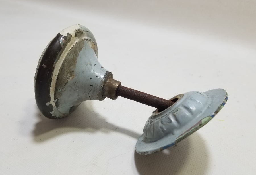 OSMANLI DÖNEMİ ASLAN BAŞI FİGÜRLÜ NADİR RUM KAPI TUTMACI