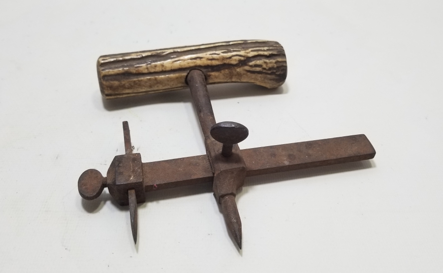 OSMANLI DÖNEMİ GEYİK BOYNUZU SAPLI NADİR MARANGOZ PERGELİ