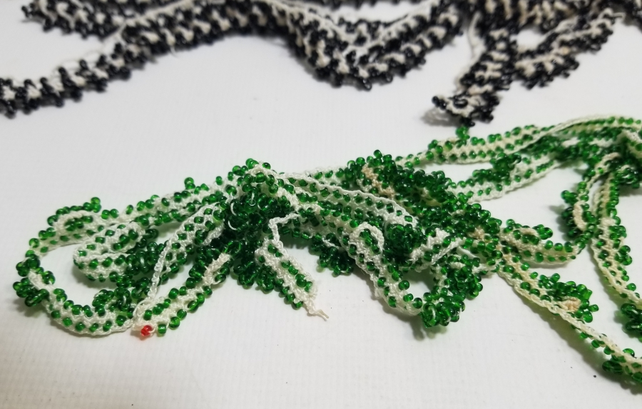 OPAL BONCUKLU ANTİKA YAZMA KENARI