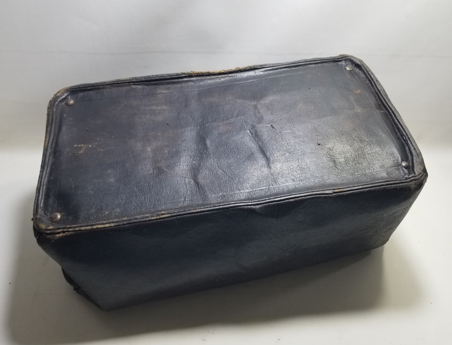 NADİR TİPTE OSMANLI DÖNEMİ BÜYÜK BOY DOKTOR ÇANTASI