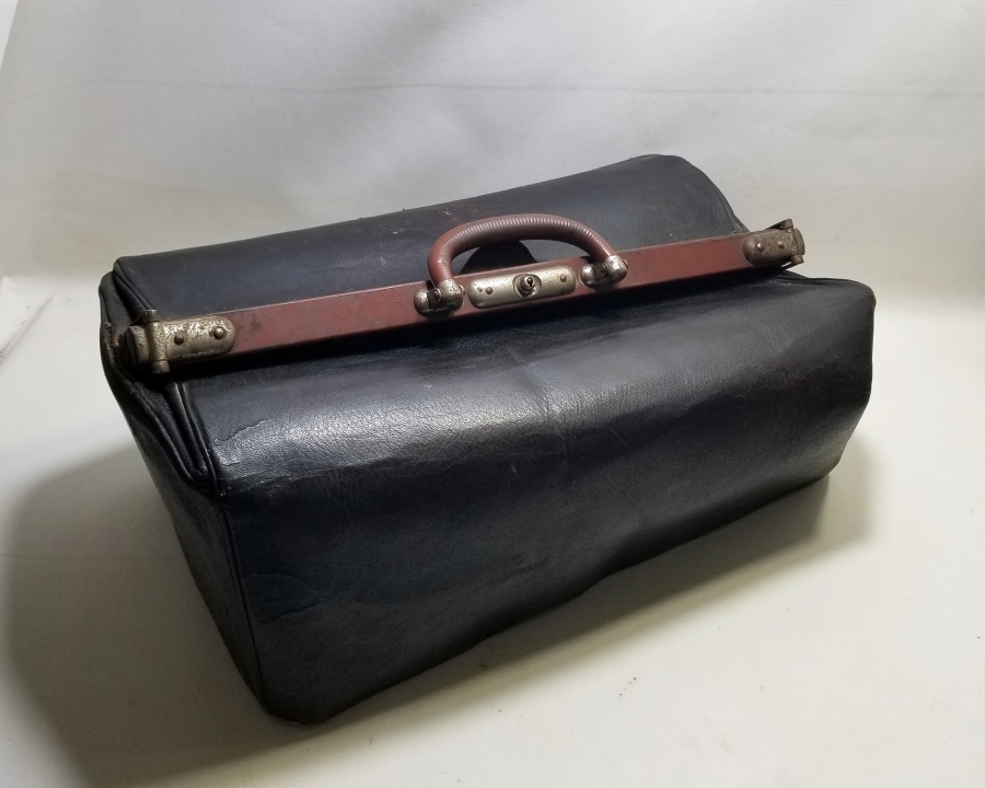 NADİR TİPTE OSMANLI DÖNEMİ BÜYÜK BOY DOKTOR ÇANTASI