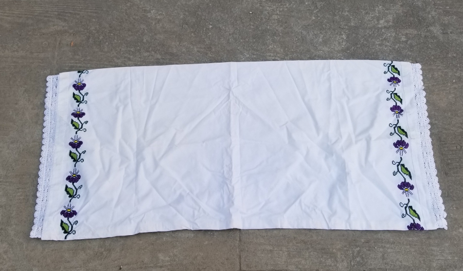 ANTİKA KANAVİÇE YASTIK