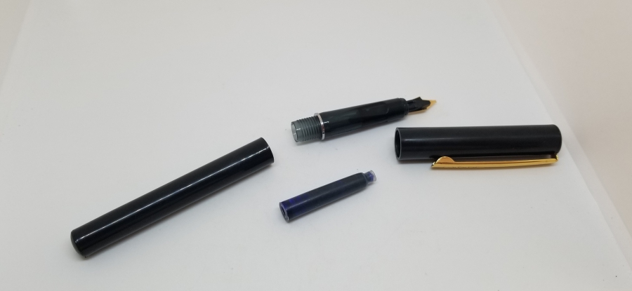 ÇİL KONDİSYONDA DOLMA KALEM