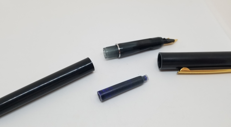 ÇİL KONDİSYONDA DOLMA KALEM