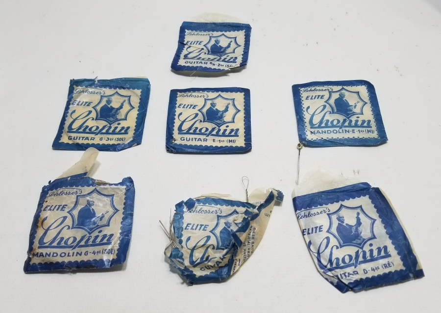 ORİJİNAL PAKETİNDE ANTİKA MANDOLİN TELLERİ LOTU