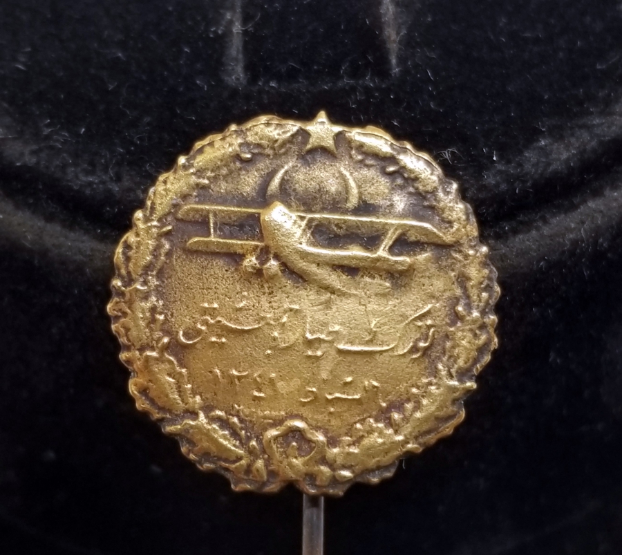 OSMANLICA YAZILI TÜRK TAYYARE CEMİYETİ ROZETİ