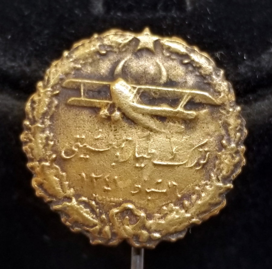 OSMANLICA YAZILI TÜRK TAYYARE CEMİYETİ ROZETİ