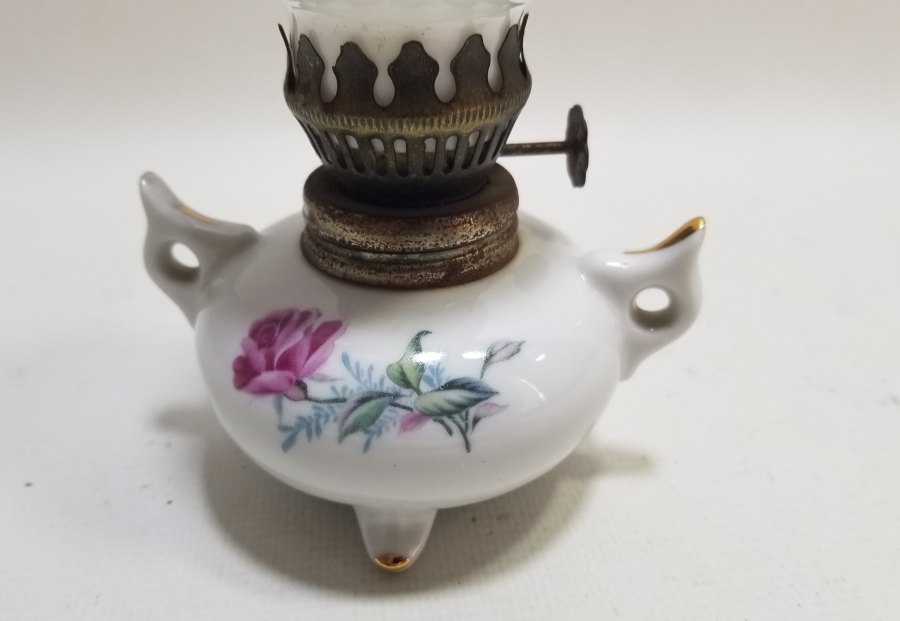 ANTİKA PORSELEN ŞİNANAY - GAZ LAMBASI