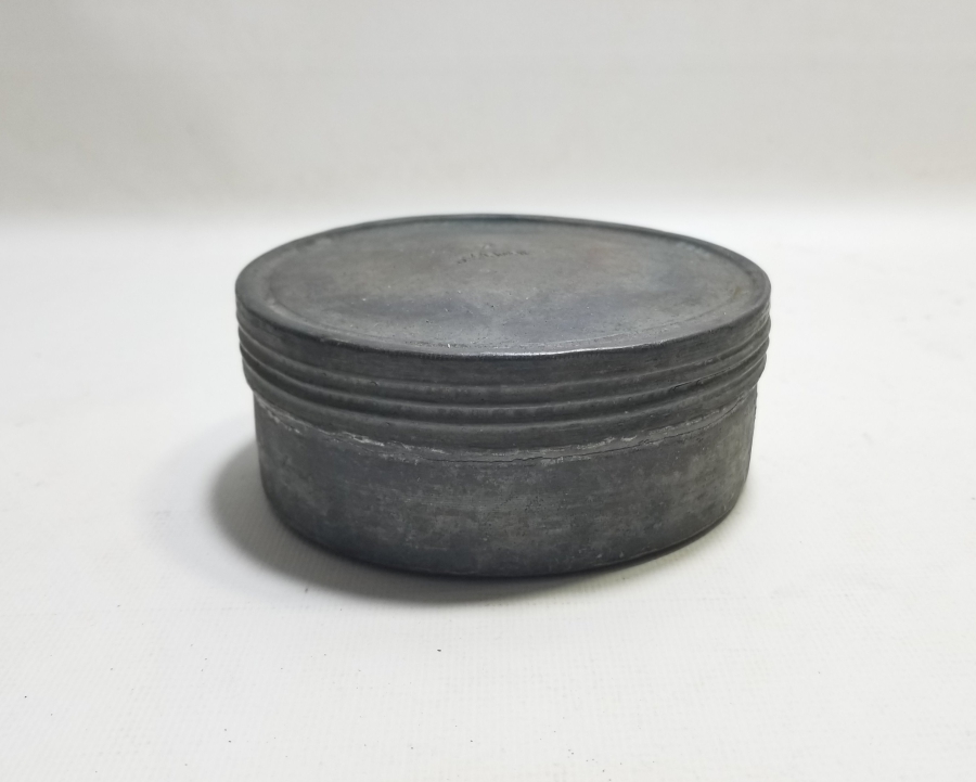 HİLAL-İ AHMER CEMİYETİ DAMGALI 1. DÜNYA SAVAŞI KAPAKLI YEMEK KABI