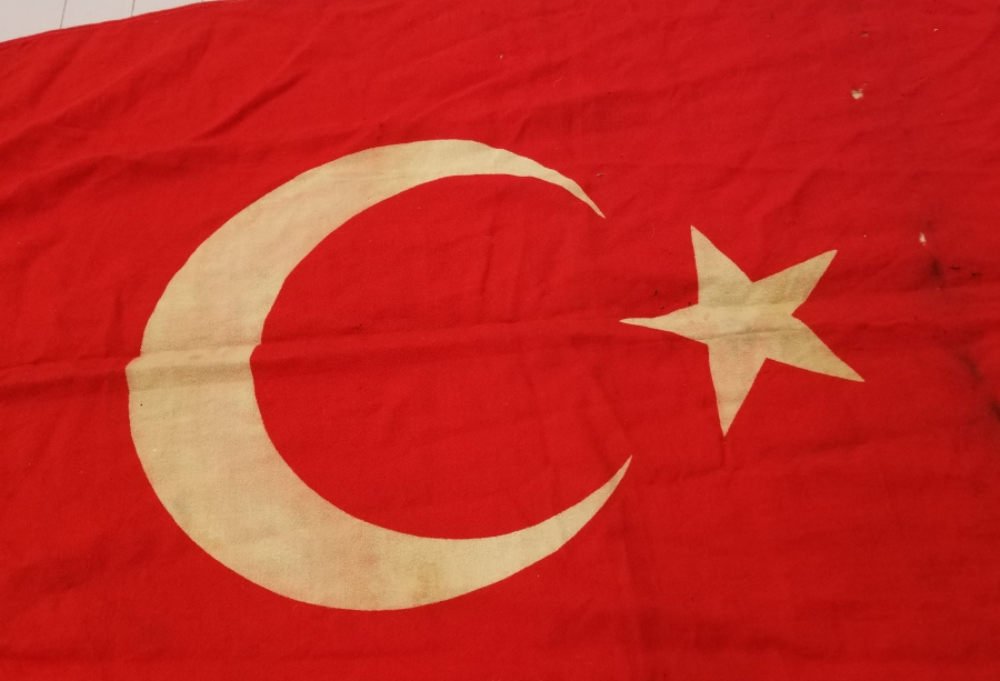 CUMHURİYET BAŞLARI ANTİKA BAYRAK