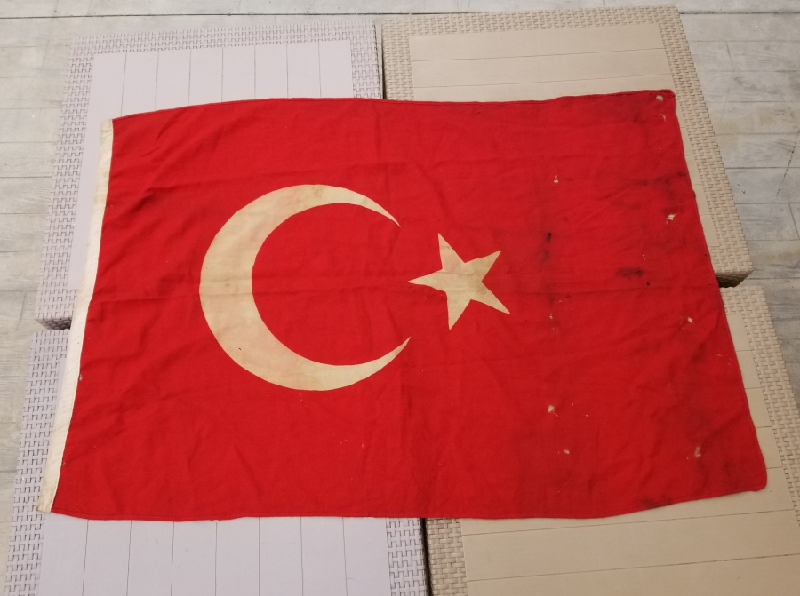 CUMHURİYET BAŞLARI ANTİKA BAYRAK