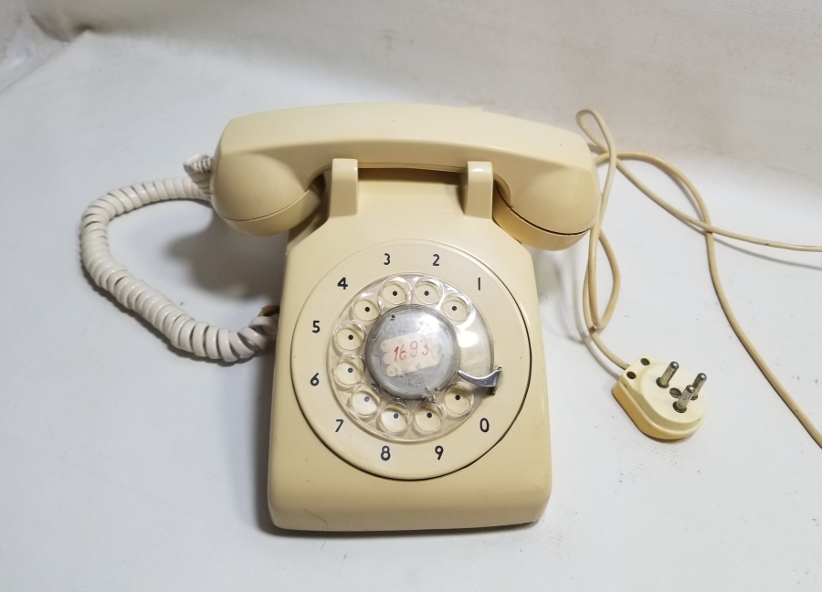 ANTİKA ÇEVİRMELİ TELEFON