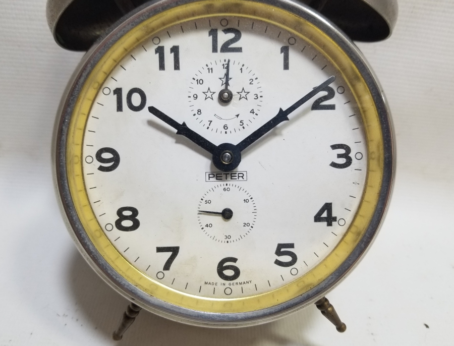 ANTİKA KURMALI PETER MASA SAATİ