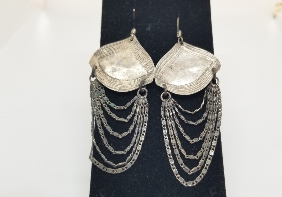 KABARTMA İŞÇİLİKLİ ÖZEL YAPIM GÜMÜŞ KÜPE