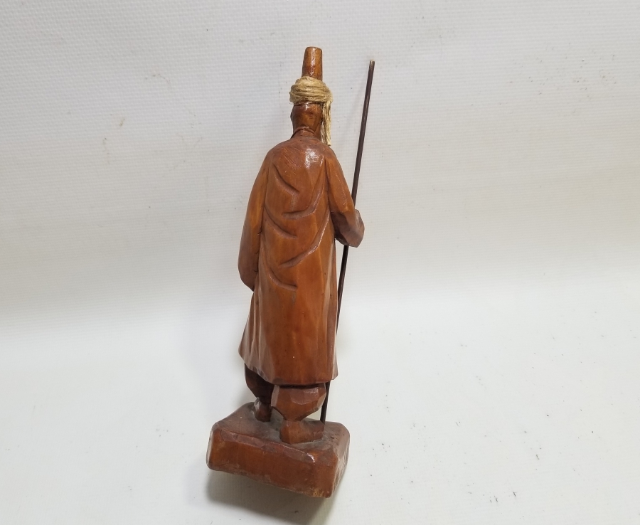 OSMANLI DÖNEMİ EL OYMA AHŞAP BEKTAŞİ DERVİŞ FİGÜRÜ