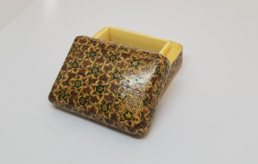 HATEM İŞİ ANTİKA KAPAKLI KUTU