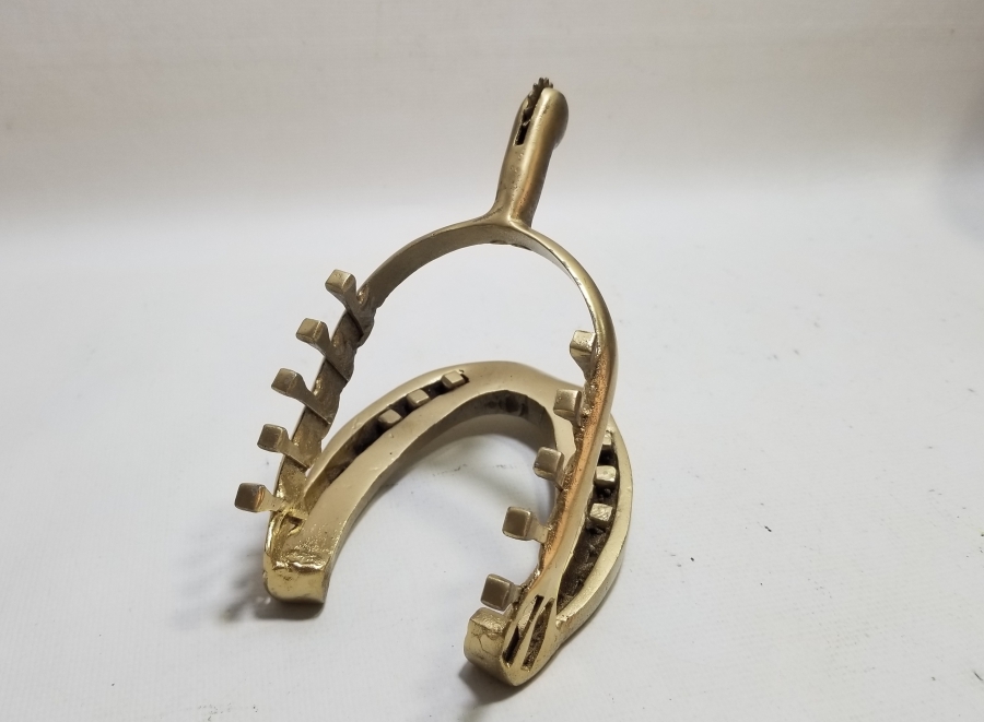 OSMANLI SUBAY MAHMUZU VE AT NALINDAN MAMUL ÖZEL YAPIM KALEM STANDI