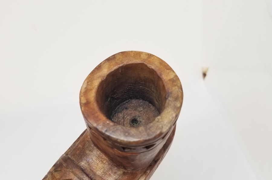 ÇARIK FORMUNDA YAPILMIŞ OSMANLI DÖNEMİ AHŞAP ŞAMDAN - MUMLUK