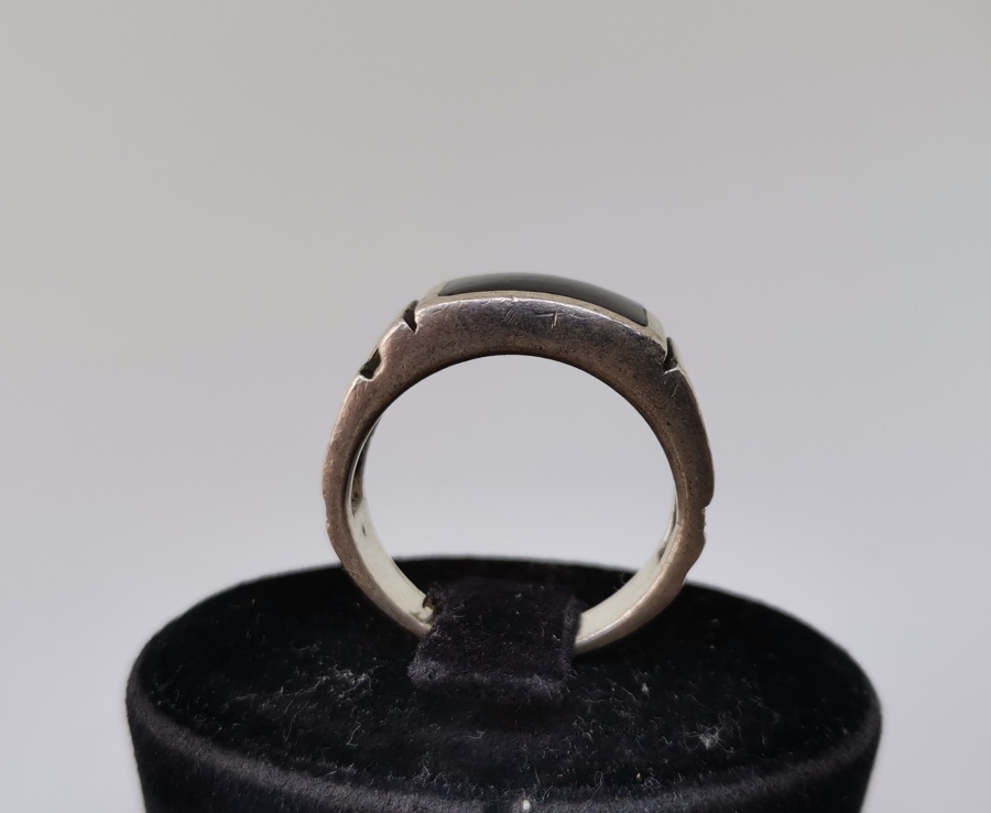 ÜZERİ MİNE İŞÇİLİKLİ GÜMÜŞ YÜZÜK