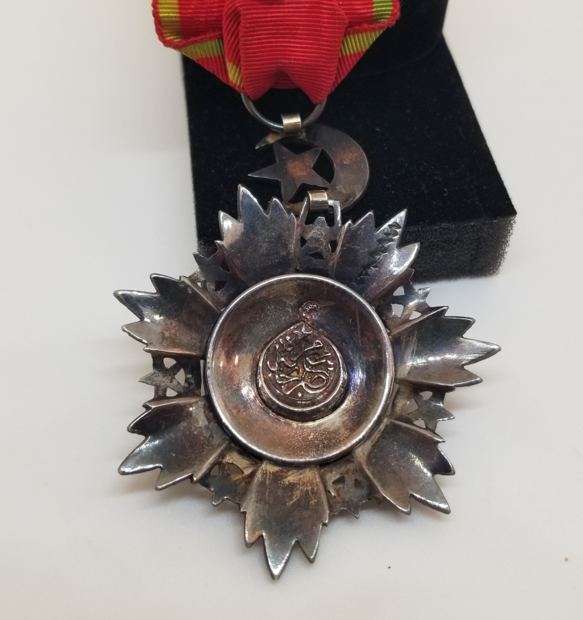 ORJİNAL ASKISI İLE 5. DERECE MECİDİ NİŞANI