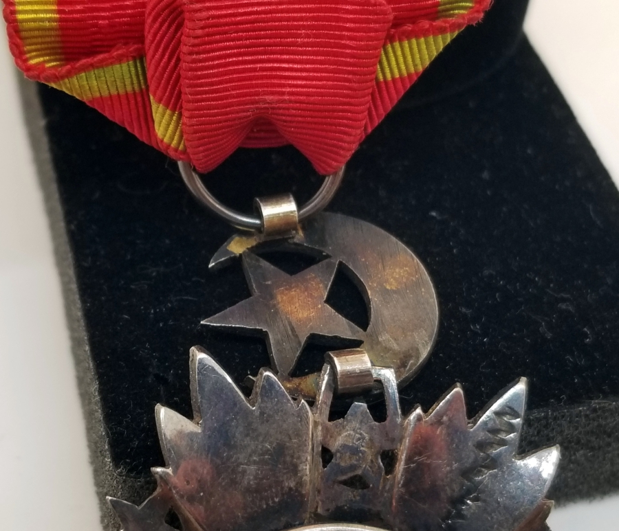 ORJİNAL ASKISI İLE 5. DERECE MECİDİ NİŞANI