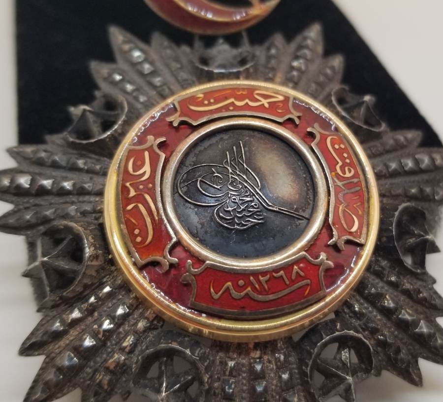 ORJİNAL ASKISI İLE 5. DERECE MECİDİ NİŞANI