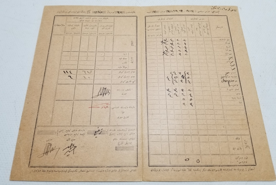 CUMHURİYET BAŞLARI OSMANLICA YAZILI ÖĞRENCİ KARNESİ