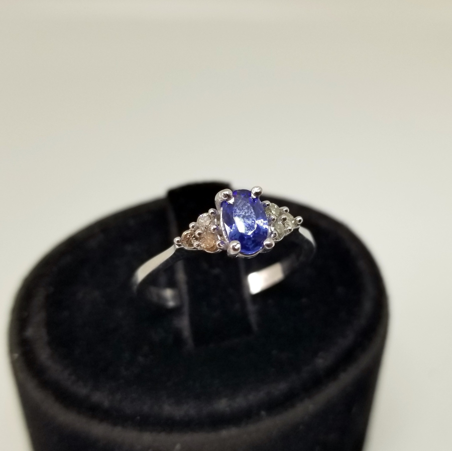 SAFİR VE PIRLANTA TAŞLI ÖZEL YAPIM YÜZÜK