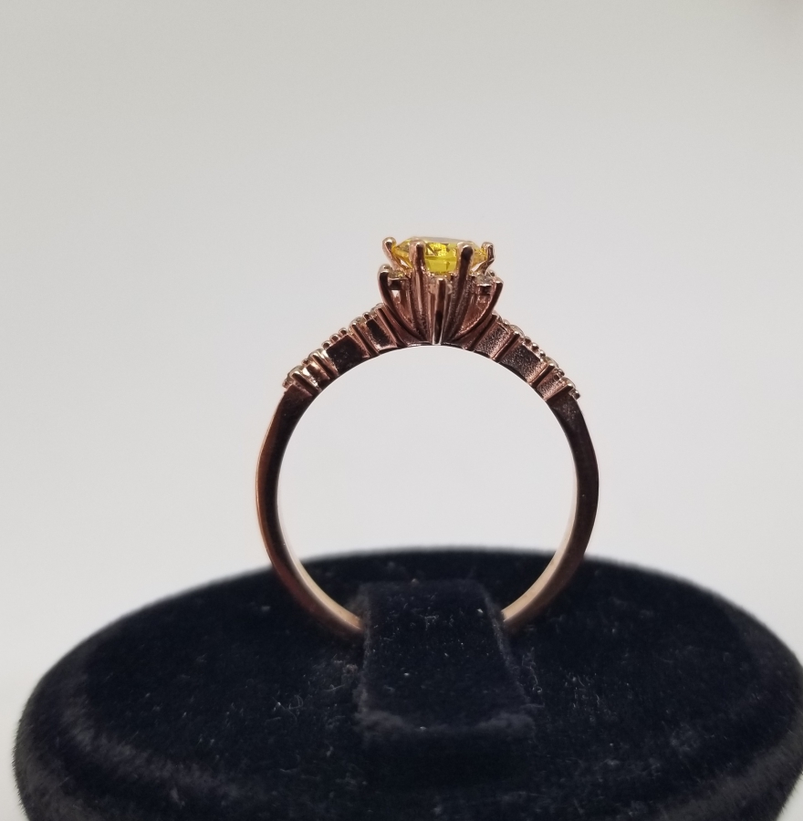 SİTRİN VE PIRLANTA TAŞLI YILDIZ MODEL YÜZÜK