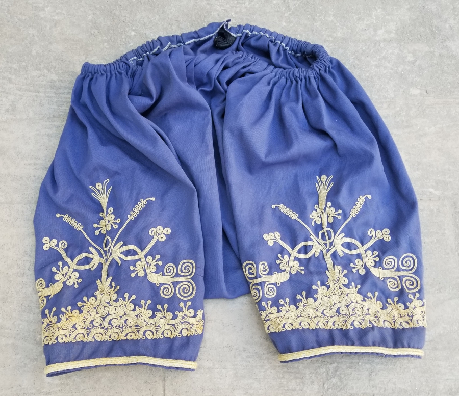 SIRMA İŞÇİLİKLİ ANTİKA DAMAT POTURU