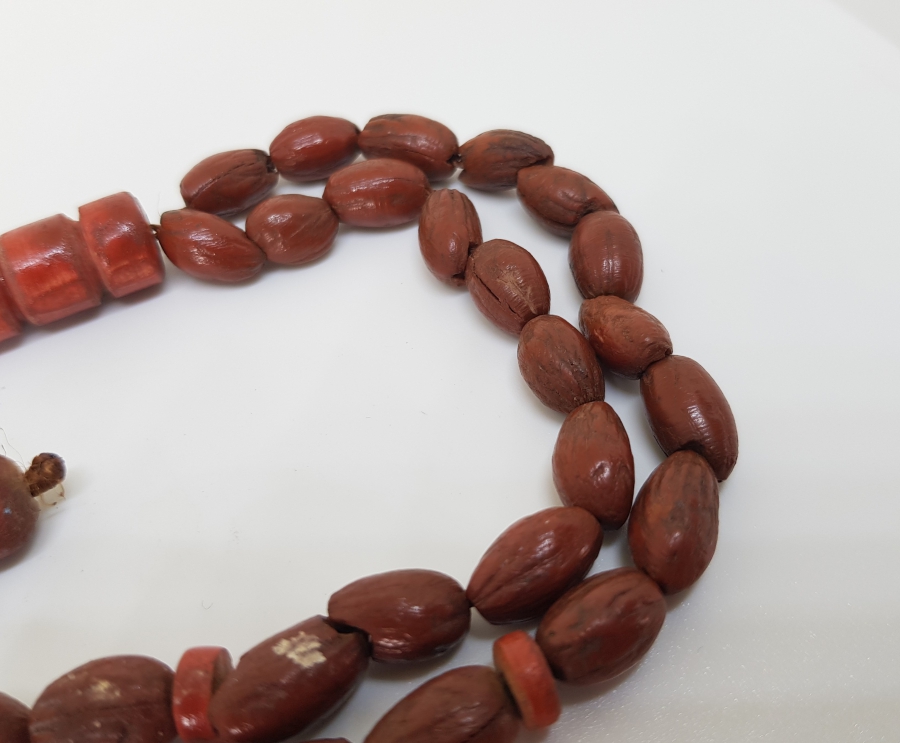 OSMANLI DÖNEMİ ZEYTİN ÇEKİRDEĞİNDEN YAPILMIŞ İMAMESİ MEVLEVİ SİKKESİ FORMUNDA TESPİH