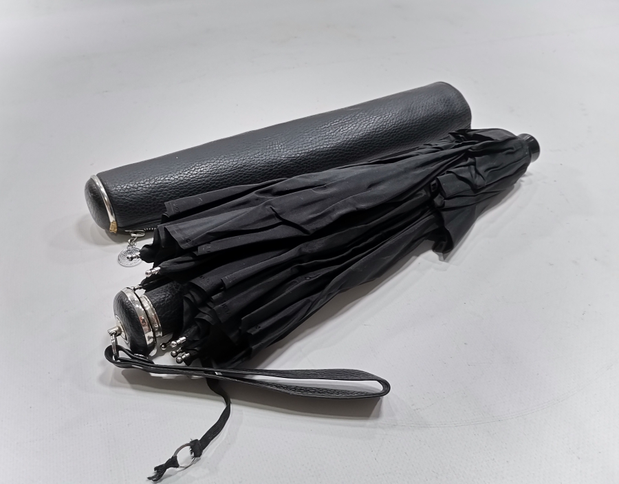 ORİJİNAL DERİ KILIFINDA ANTİKA ŞEMSİYE