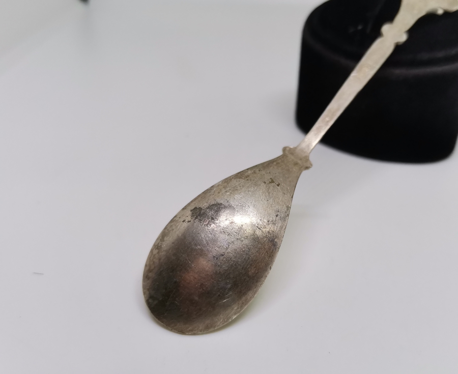 KABARTMA İŞÇİLİKLİ ANTİKA GÜMÜŞ HATIRA KAŞIK