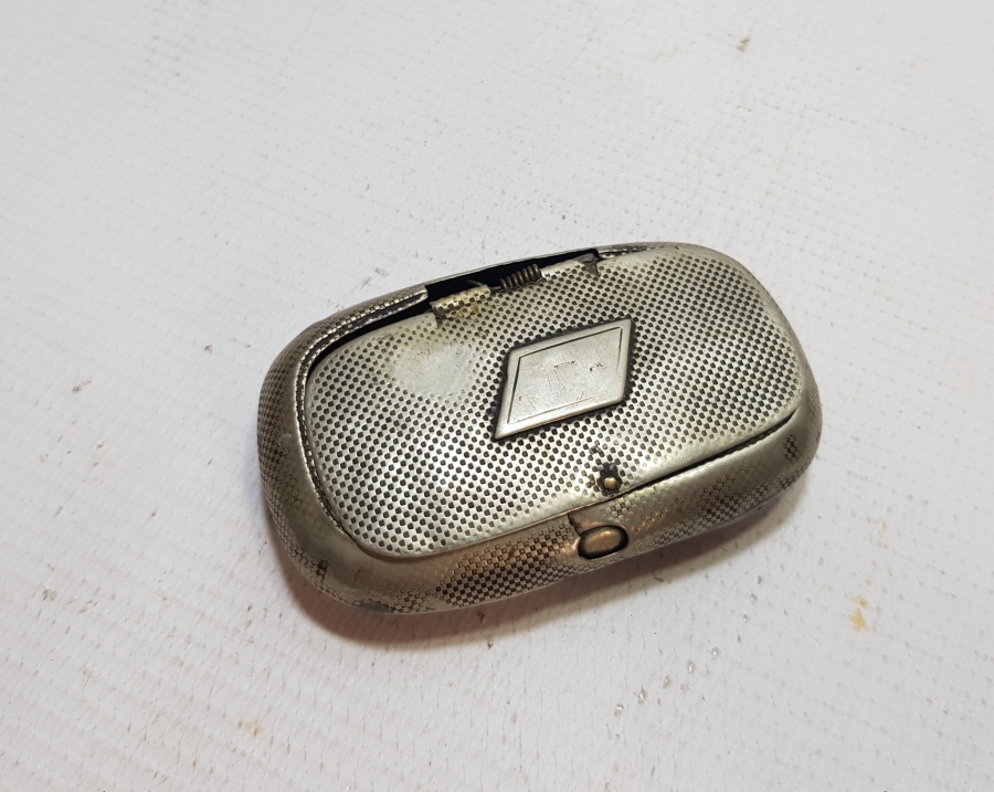 OSMANLI DÖNEMİ SAVATLI GÜMÜŞ TÜTÜN TABAKASI