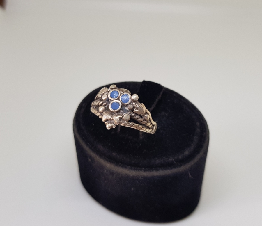 KABARTMA İŞÇİLİKLİ VE TURKUAZ TAŞLI OSMANLI DÖNEMİ NAZAR YÜZÜĞÜ