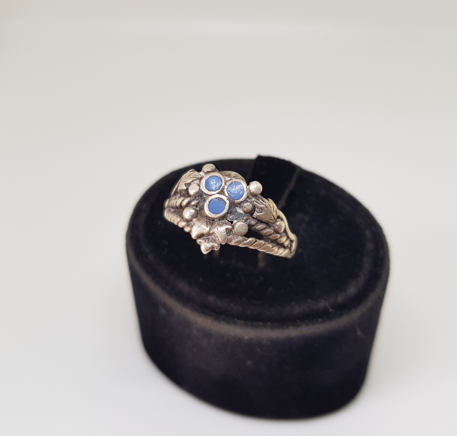 KABARTMA İŞÇİLİKLİ VE TURKUAZ TAŞLI OSMANLI DÖNEMİ NAZAR YÜZÜĞÜ