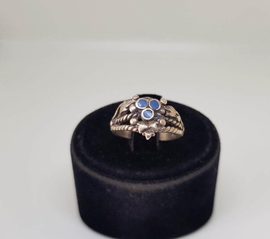 KABARTMA İŞÇİLİKLİ VE TURKUAZ TAŞLI OSMANLI DÖNEMİ NAZAR YÜZÜĞÜ