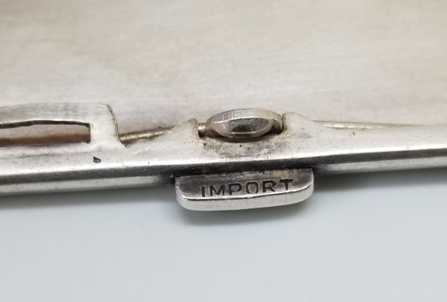 KABARTMA İŞÇİLİKLİ ANTİKA GÜMÜŞ SİGARA TABAKASI