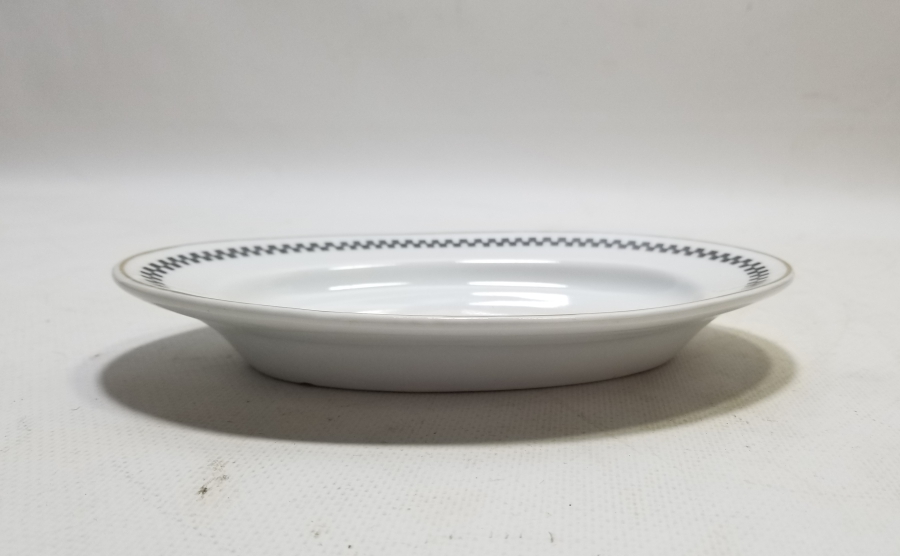 OSMANLI DÖNEMİ İZMİR'DE BİR OTELE AİT PORSELEN TABAK