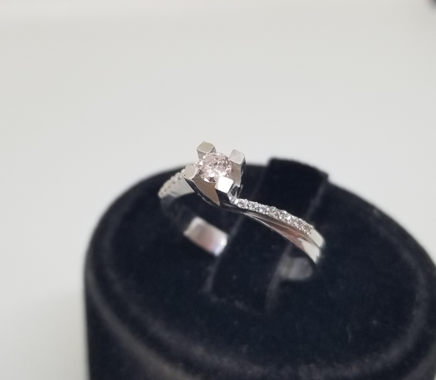 YARIM TUR MODEL TEKTAŞ YÜZÜK