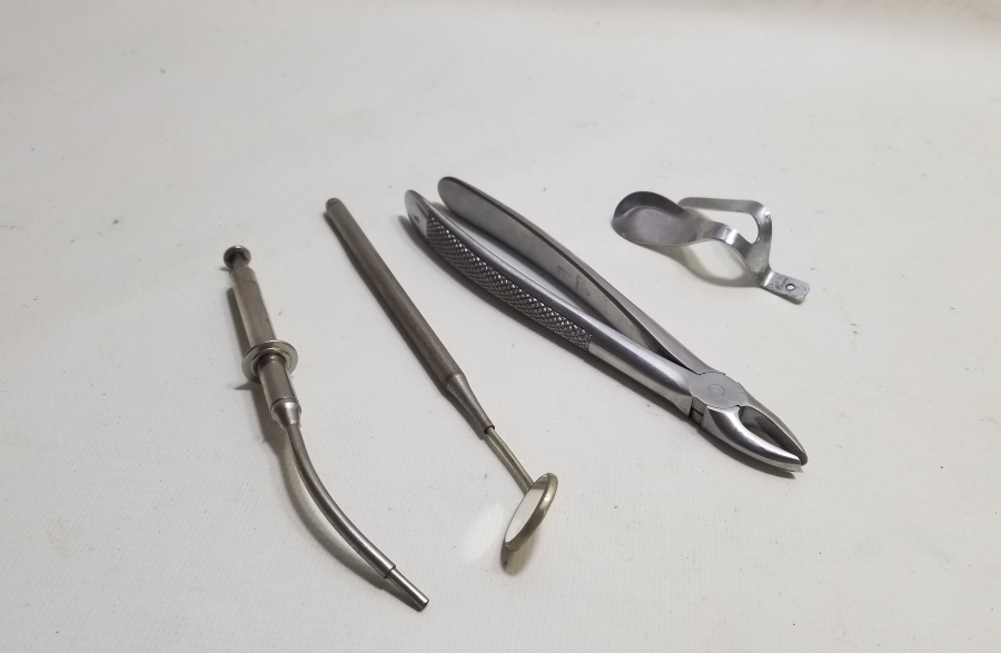 ANTİKA DİŞÇİ ALETLERİ LOTU