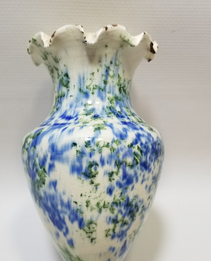 NADİR RENKTE EL BOYAMA İŞÇİLİKLİ ANTİKA KÜTAHYA VAZO