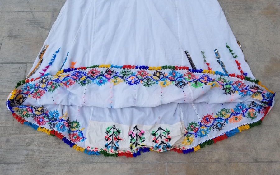 ÜZERİ HAYAT AĞAÇLI VE İŞLEMELİ ANTİKA PULLU GELİN İÇLİĞİ