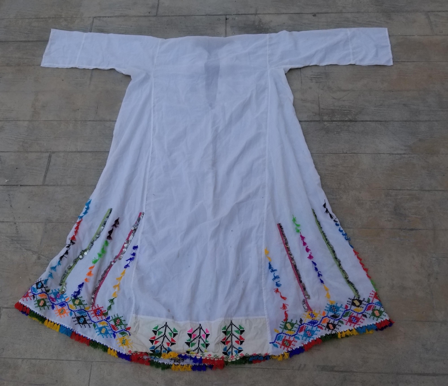 ÜZERİ HAYAT AĞAÇLI VE İŞLEMELİ ANTİKA PULLU GELİN İÇLİĞİ