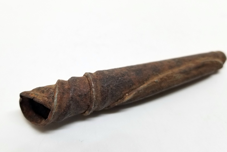 1. DÜNYA SAVAŞI DÖNEMİ KONSERVE KAPAĞINDAN YAPILMIŞ NADİR SİGARA AĞIZLIĞI