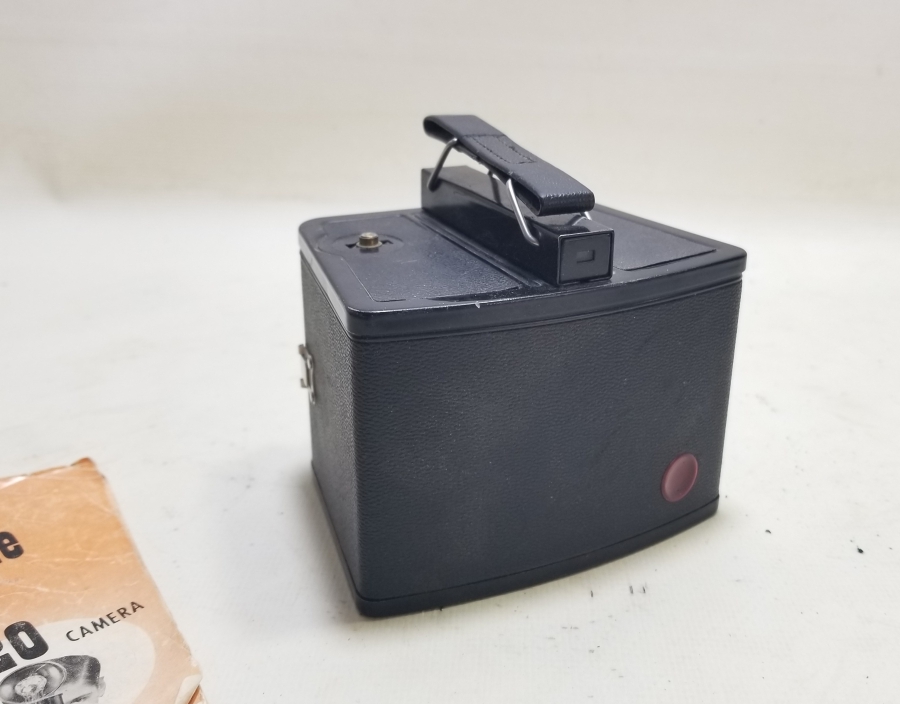 KULLANMA KILAVUZUYLA YÜKSEK KONDİSYONDA ANTİKA AMERİKAN FOTOĞRAF MAKİNESİ