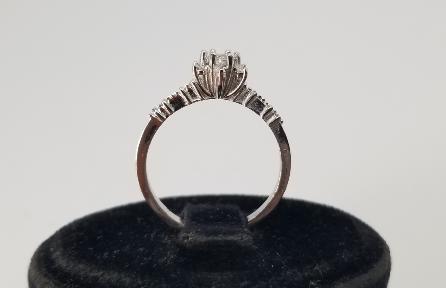 YILDIZ FORMLU PIRLANTA TAŞLI TEKTAŞ YÜZÜK